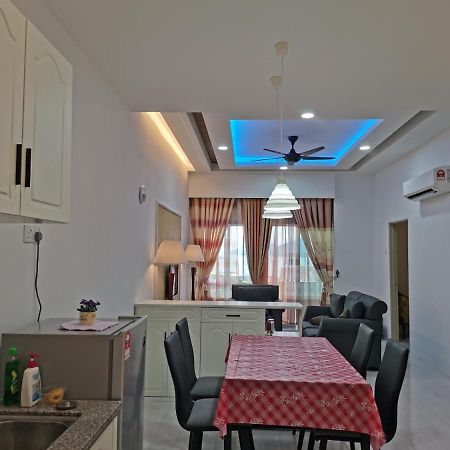 Cd Seaview Apartment Kuah Bagian luar foto