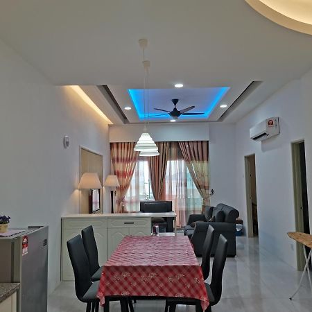 Cd Seaview Apartment Kuah Bagian luar foto