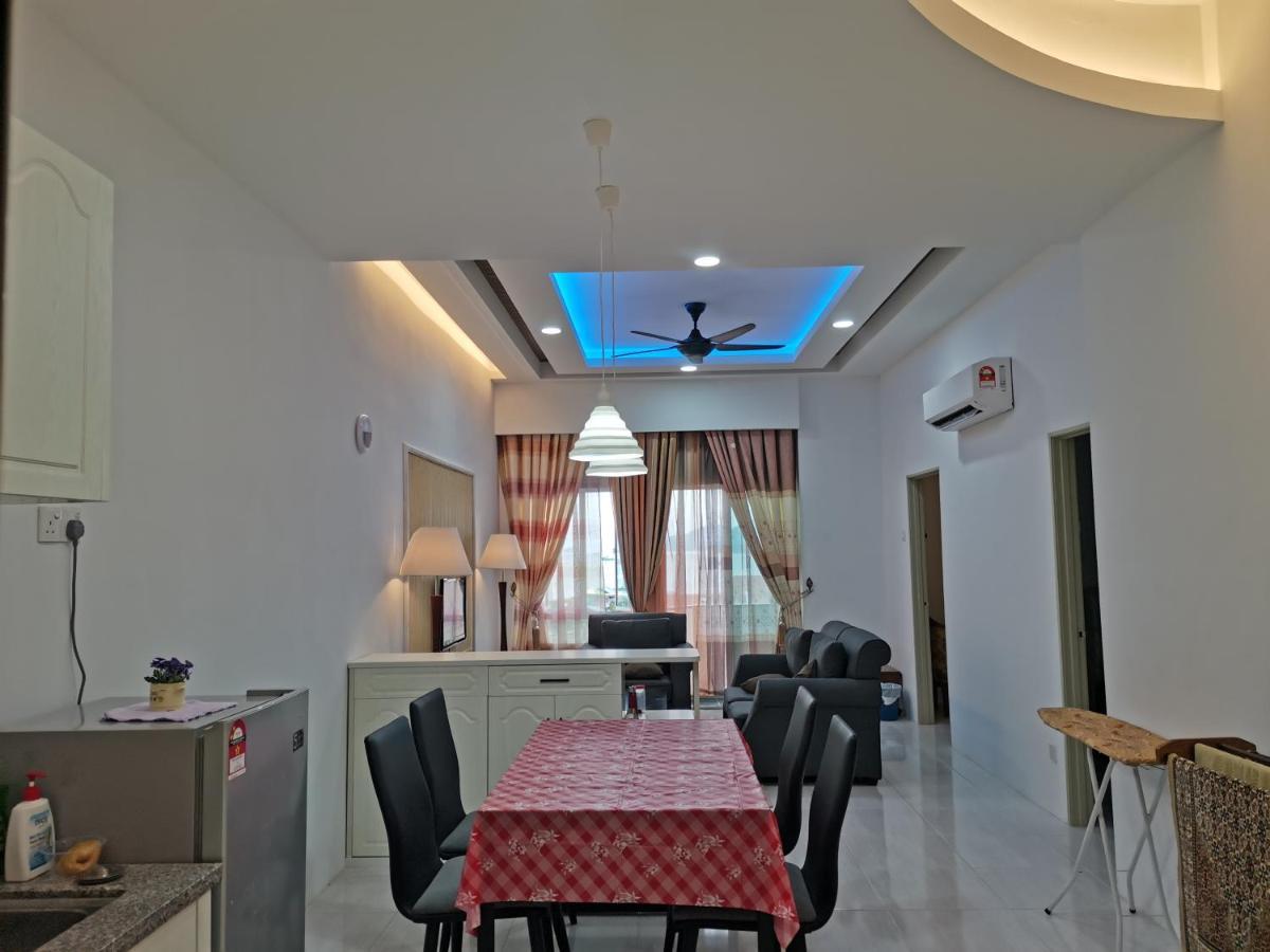 Cd Seaview Apartment Kuah Bagian luar foto